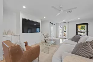 4244 N 35th Pl, Phoenix, AZ 85018 - Photo 12