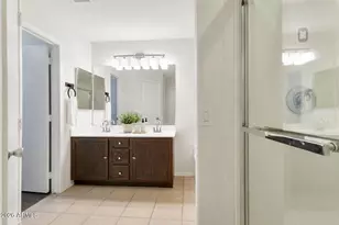 1740 E Francisco Dr, Phoenix, AZ 85042 - Photo 26