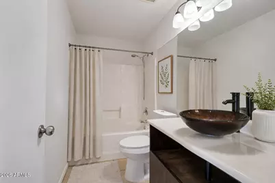 1740 E Francisco Drive, Phoenix, AZ 85042 - Photo 24