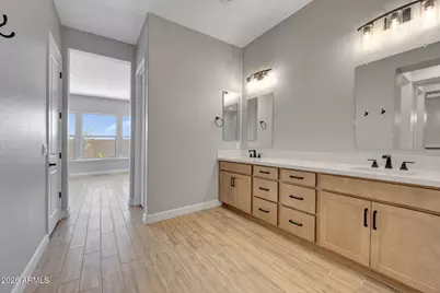 18915 W Lawrence Road, Waddell, AZ 85355 - Photo 16
