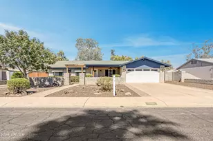 12218 N 50th Ave, Glendale, AZ 85304 - Photo 2