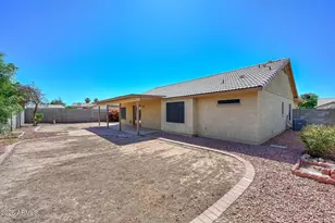 8758 W Bloomfield Rd, Peoria, AZ 85381 - Photo 36