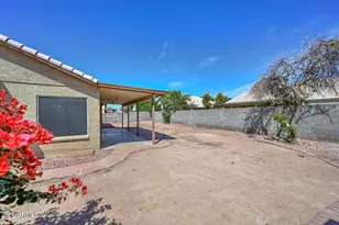 8758 W Bloomfield Rd, Peoria, AZ 85381 - Photo 40