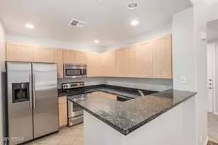 11640 N Tatum Blvd, Phoenix, AZ 85028 - Photo 4