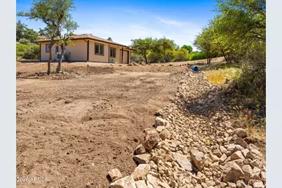 18290 S Niblick Drive, Peeples Valley, AZ 86332 - Photo 6