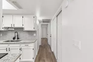 8888 N 47th Ave, Glendale, AZ 85302 - Photo 18