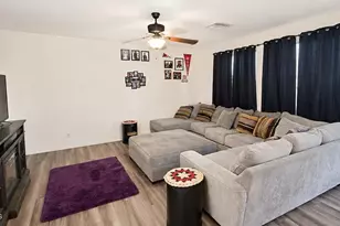 7424 S 27th Terrace, Phoenix, AZ 85042 - Photo 2