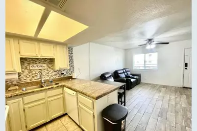 21622 N 23rd Avenue #Unit 204B, Phoenix, AZ 85027 - Photo 2