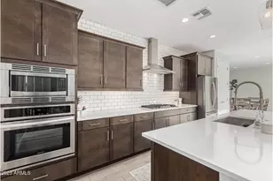 1906 E Robb Ln, Phoenix, AZ 85024 - Photo 8