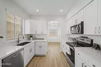 15821 N 35th Lane, Phoenix, AZ 85053 - Photo 14