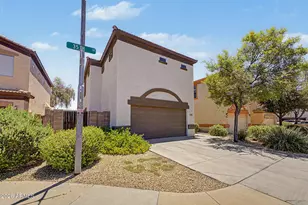 15821 N 35th Ln, Phoenix, AZ 85053 - Photo 1