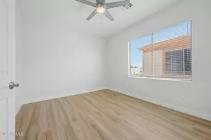 15821 N 35th Ln, Phoenix, AZ 85053 - Photo 28
