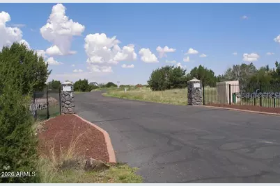 8398 N Lake View Drive #31, Show Low, AZ 85901 - Photo 6