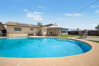 3701 W Echo Lane, Phoenix, AZ 85051 - Photo 30