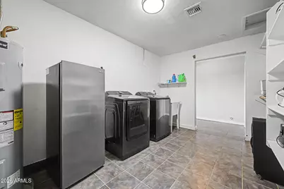 3701 W Echo Lane, Phoenix, AZ 85051 - Photo 20