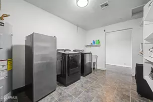 3701 W Echo Ln, Phoenix, AZ 85051 - Photo 20
