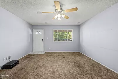 3701 W Echo Lane, Phoenix, AZ 85051 - Photo 4