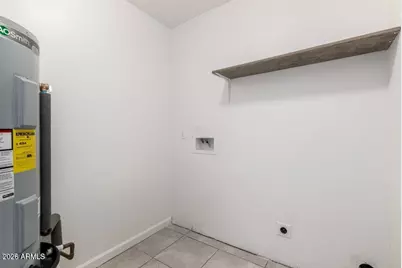 2828 E Chipman Road, Phoenix, AZ 85040 - Photo 22