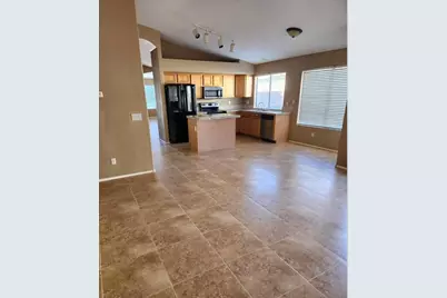 607 N 167th Drive, Goodyear, AZ 85338 - Photo 8
