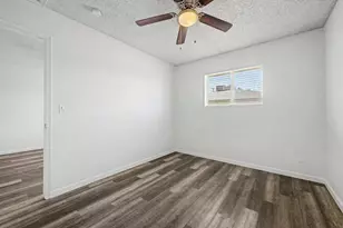 2209 S Granada Dr, Tempe, AZ 85282 - Photo 14