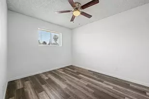 2209 S Granada Dr, Tempe, AZ 85282 - Photo 8