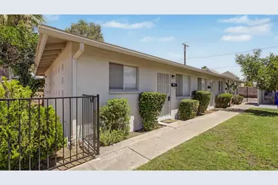 2209 S Granada Drive #A, Tempe, AZ 85282 - Photo 4