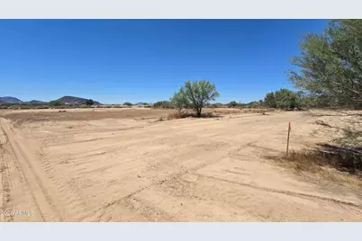 38Xxx W Sherman Street #13, Tonopah, AZ 85354 - Photo 4