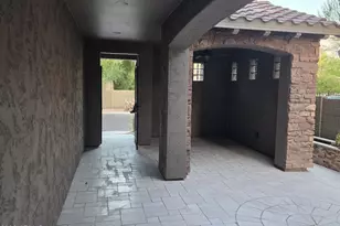 21618 N 38th Way, Phoenix, AZ 85050 - Photo 2