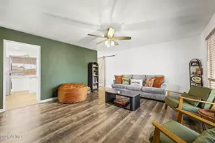 9933 W Riviera Dr, Sun City, AZ 85351 - Photo 6