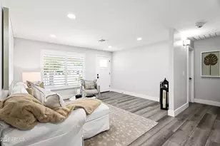 3840 E Mulberry Dr, Phoenix, AZ 85018 - Photo 2