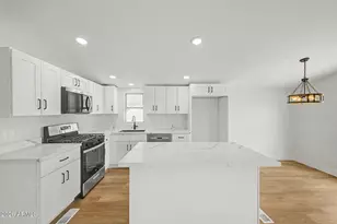 11275 N 99th Ave, Peoria, AZ 85345 - Photo 8