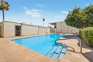 4401 N 40th St, Phoenix, AZ 85018 - Photo 30