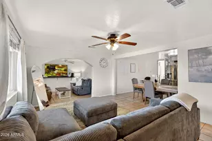 11207 N 17th Dr, Phoenix, AZ 85029 - Photo 6