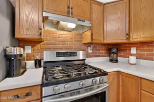 11207 N 17th Dr, Phoenix, AZ 85029 - Photo 14