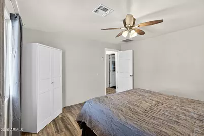 11207 N 17th Drive, Phoenix, AZ 85029 - Photo 18