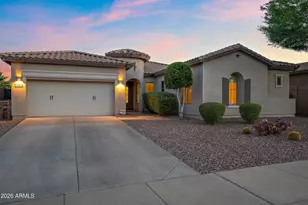 13411 W Chaparosa Way, Peoria, AZ 85383 - Photo 2