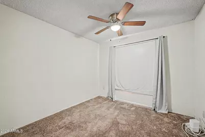 2221 N 51st Drive, Phoenix, AZ 85035 - Photo 18