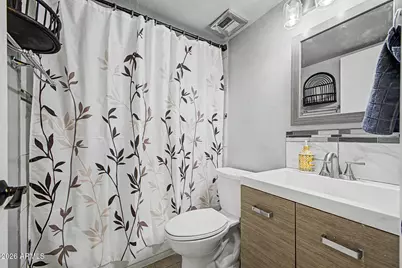 2221 N 51st Drive, Phoenix, AZ 85035 - Photo 20
