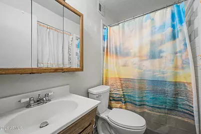 2221 N 51st Drive, Phoenix, AZ 85035 - Photo 14