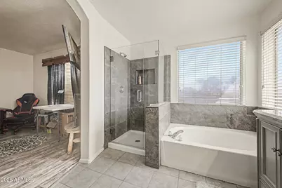 5641 E Greenway Street, Mesa, AZ 85205 - Photo 8