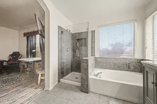 5641 E Greenway St, Mesa, AZ 85205 - Photo 8