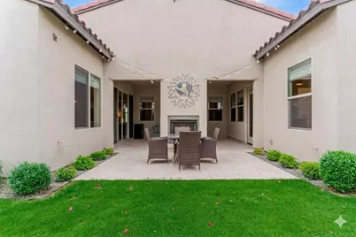 17244 W Vacaville Street, Surprise, AZ 85388 - Photo 8