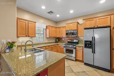 3713 W Vivian Court, Phoenix, AZ 85086 - Photo 10