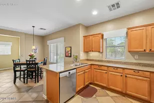 3713 W Vivian Ct, Phoenix, AZ 85086 - Photo 12