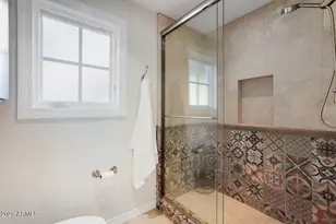330 W Lawrence Rd, Phoenix, AZ 85013 - Photo 20