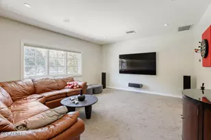 330 W Lawrence Rd, Phoenix, AZ 85013 - Photo 16