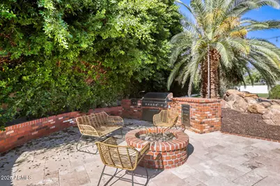 330 W Lawrence Road, Phoenix, AZ 85013 - Photo 30