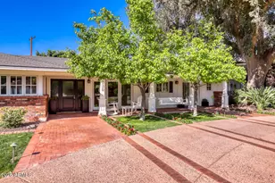 330 W Lawrence Rd, Phoenix, AZ 85013 - Photo 8