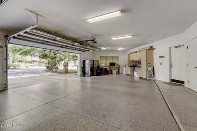 330 W Lawrence Road, Phoenix, AZ 85013 - Photo 32