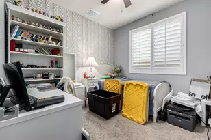 3557 E Tina Dr, Phoenix, AZ 85050 - Photo 18